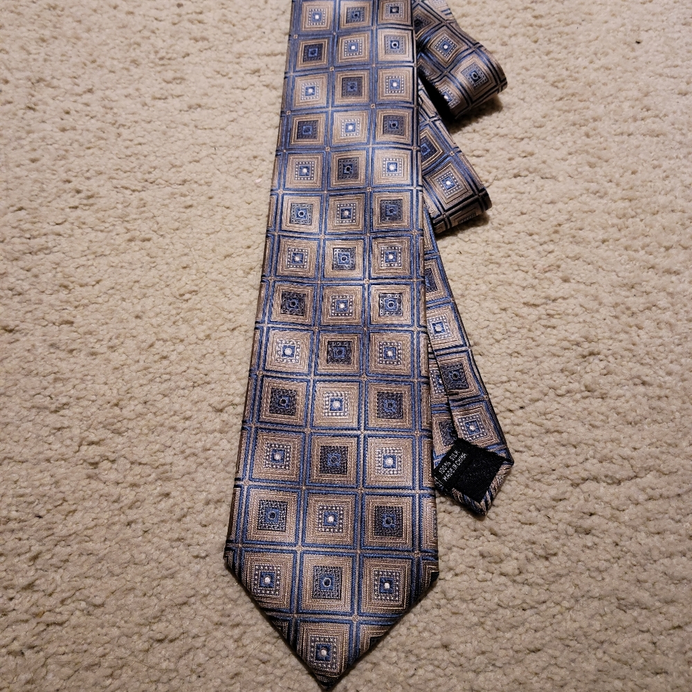 Pronto-uomo silk tie